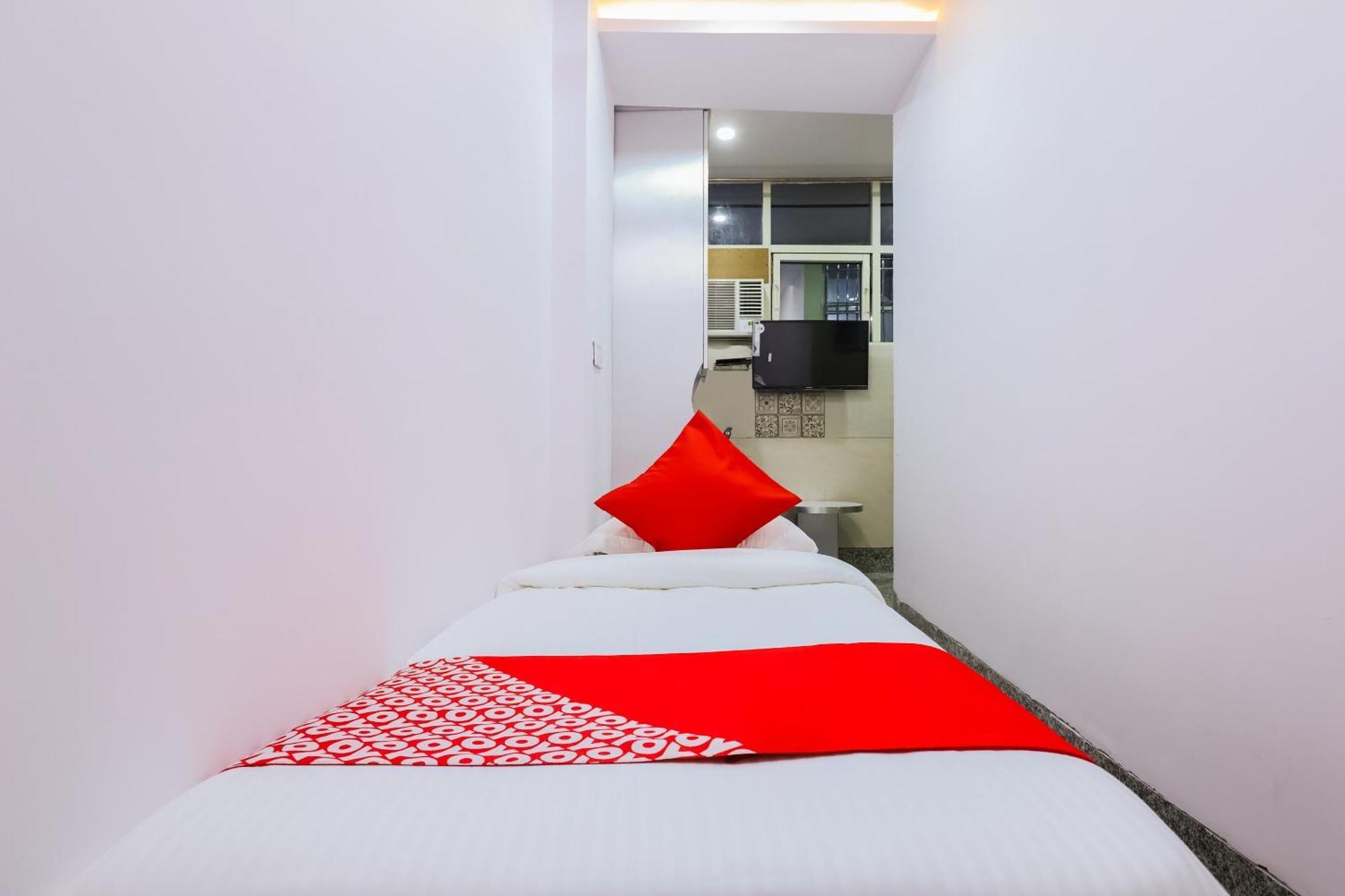 Hotel O New Tech India Delhi  Exteriör bild